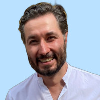 Tzviatko Chiderov - Director of Merchant Success at Occasion